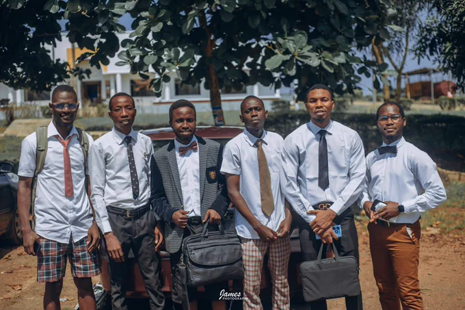 A picture with the engine boys.