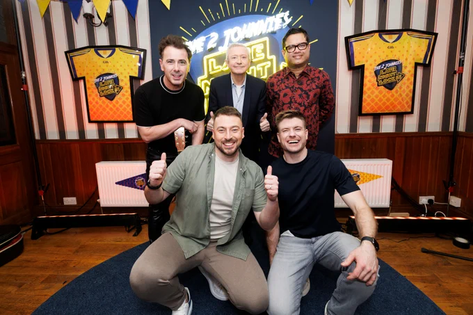 Picture of Mickey Joe Harte, Louis Walsh, Paul Sinha and The 2 Johnnies on the set of The 2 Johnnies Late Night Lock In