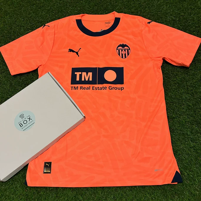 Valencia 23/24 third shirt