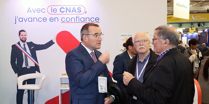 Vincent Le Meaux, président de Guingamp Paimpol Agglo, Jacques Cornec, maire de Bourgheim et président de la délégation CNAS du Bas-Rhin, et René Régnault, président national du CNAS.