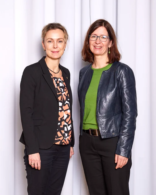 Senatorin Manja Schreiner und Prof. Dr. Aletta Bonn