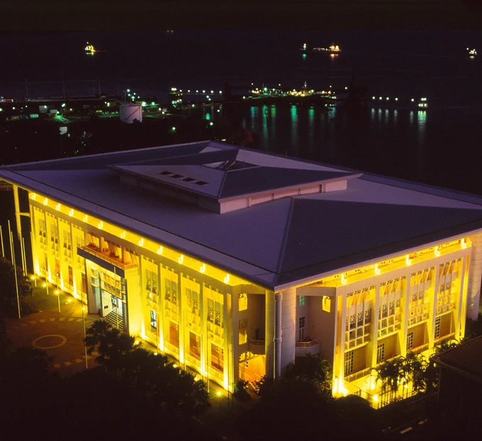 EmAGN NT Parliament House Tour