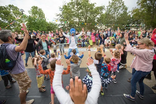 Families taking part in a live session at the bOing! Family Arts Festival 