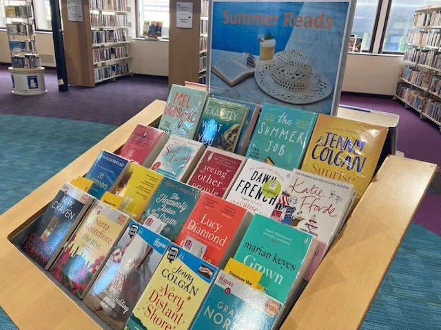 Book display of summer reads