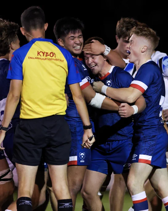 Dan Williams celebrates scoring Bears U18’s bonus-point try against Bath.