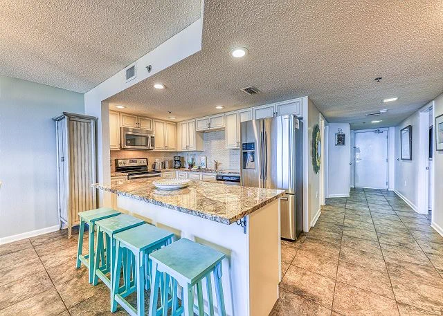 Step into this updated unit ready for you and your family to enjoy. ID 262945 OwnerDirect.com