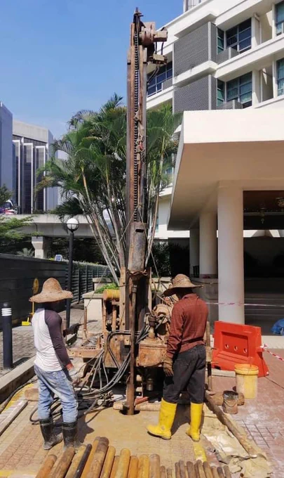 🚧 Soil investigation to determine current soil condition. 🚧 

#IPMProfessionalServices #EngineeringConsultant #SoilInvestigation #DefectInspection #SoilCondition #DefectAssessment #BuildingInspection #ProfessionalEngineer