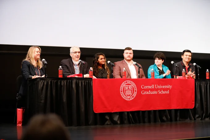 The Dean's Welcome panel: faculty Erin York Cornwell and Peter Doerschuk, and students Hetvi Doshi, Preston Hanley, Rikki Laser, and Vinh Le.