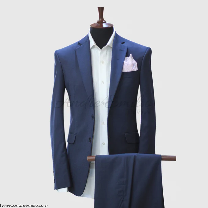 Full of charm and elegance, Blue Suit for Men with a perfect style is designed for those who love modern and sophisticated style. Andre Emilio suits are ideal for more formal occasions where it is necessary to stand out for class and elegance. 
