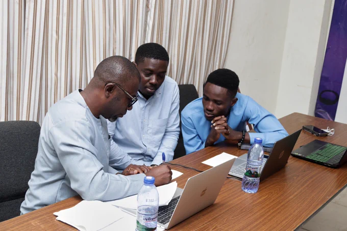 Judges collating results for the final verdict 