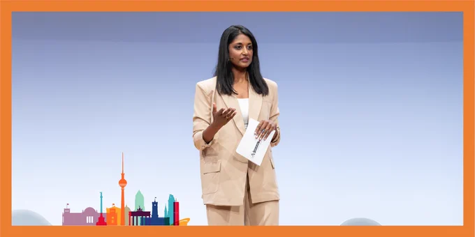 Sumi Somaskanda addresses attendees