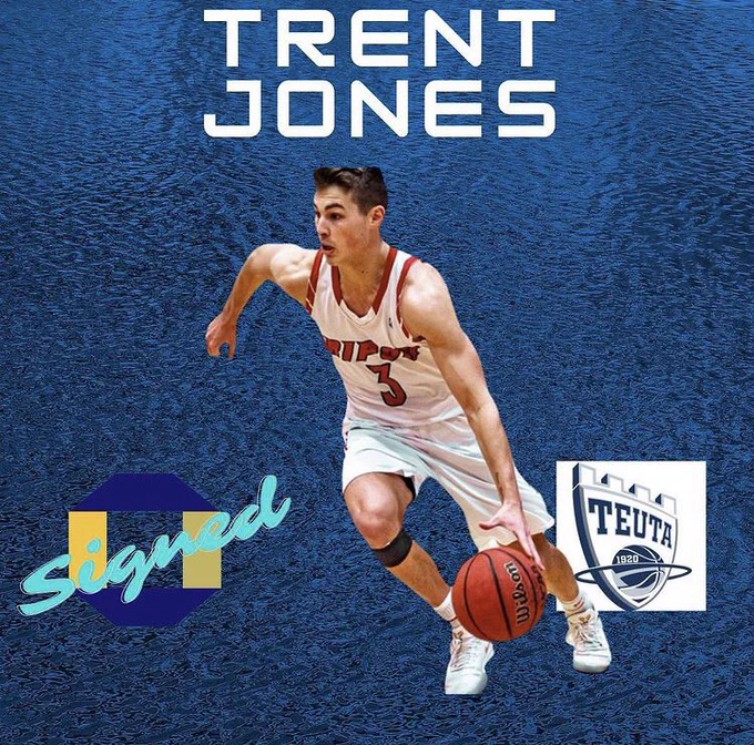 A former Division 3 Men’s Basketball player signed a professional contract in Albania.