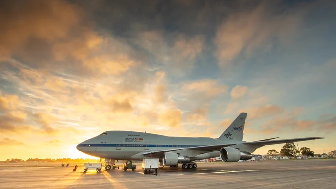 SOFIA at sunset before an observing flight from Christchurch, NZ, on July 5, 2018. Photo: Nicholas A. Veronico. 