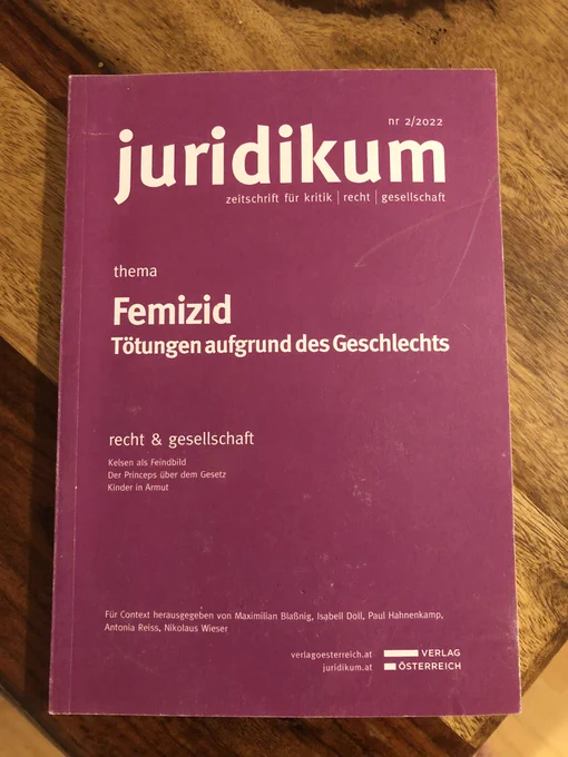 Zu sehen ist ein Foto vom Cover der aktuellen Ausgabe 2/2022