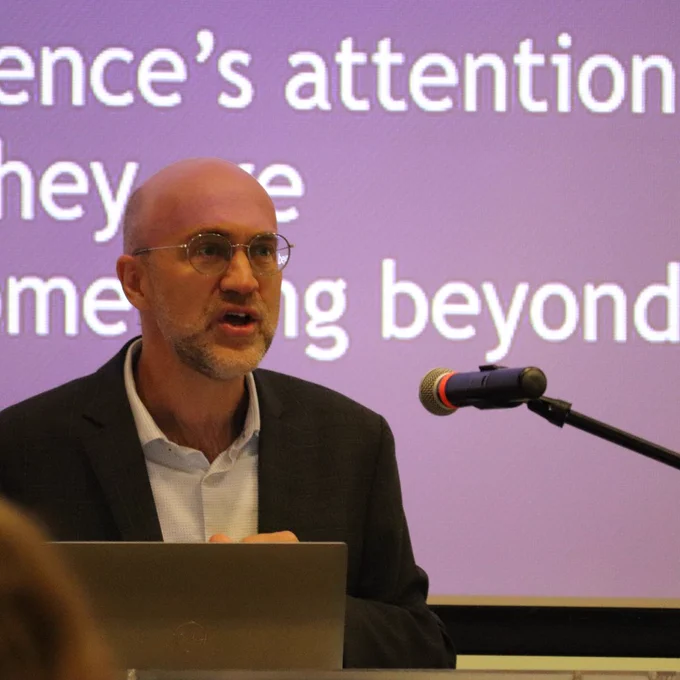 Photo of Andrew Murphy, Ph.D. talking during the lecture