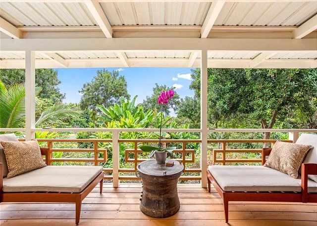 Ohia Cottage Close to Napoopoo 2 Bedroom, 1 Bath, Sleeps 4. ID 263384 OwnerDirect.com