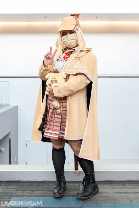 Watson Amelia from hololive cosplayed by @Bunni_Toast.