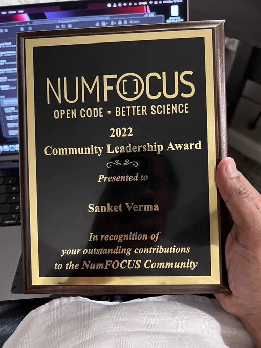 Community Leadership Award 2022.