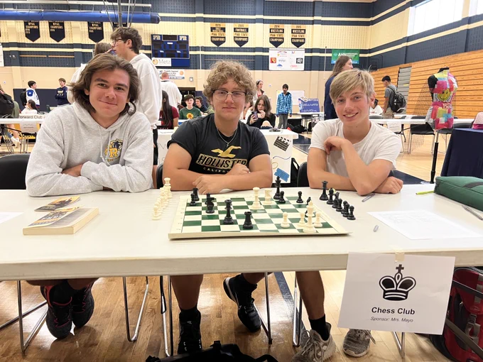 Mrs. Pam Mayo sponsors the FR Chess Club where students are challenged to exercise logic, develop pattern recognition, make decisions both visually and analytically, and test their memory. 
(Left to Right) Alex Peretin, Sam Morton, Macon Bishop 
