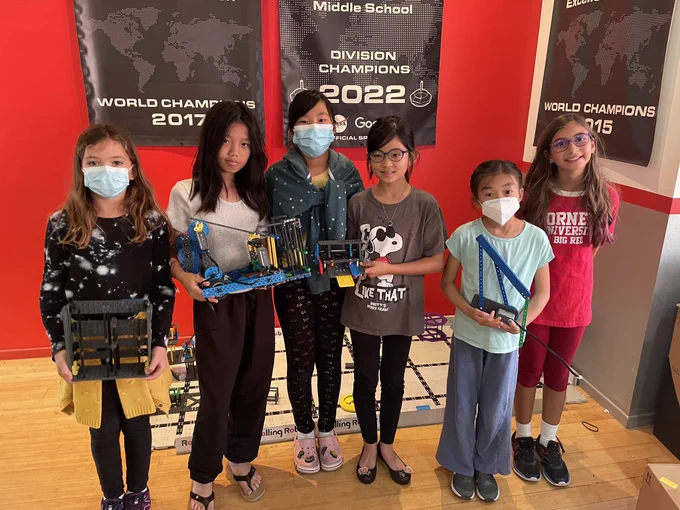 All girl #VEX IQ Team