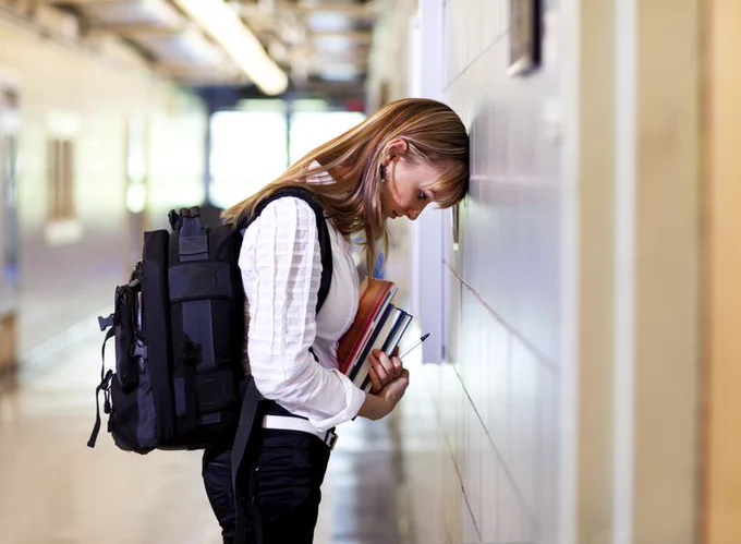 Struggling in college isn’t rare, and the sinking feeling that comes with poor grades can discourage even the most persistent student. Whatever the cause, you have to do something now to catch up on any missed learning and quickly get back on track. Here are a few tips to give you a little help.