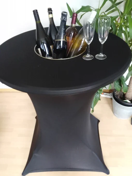 wijnchilltafel  Partyverhuur 070