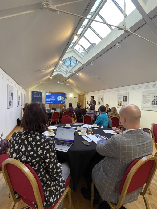 Lewis Hou of Science Ceilidh speaks in front of an assembled group of EuroGCT Public Engagement practitioners from around Europe.