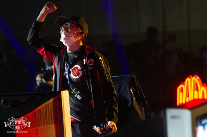 Amsa celebrating after his win in winners finals to make it to grand finals.