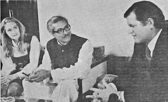 Senator Edward Kennedy and his wife came to Bangladesh and in
addition to giving a public speech, they had a 70-minute discussion with
Bangabandhu Sheikh Mujibur Rahman.(February 15, 1972)