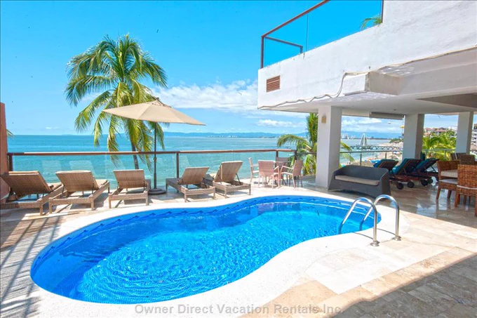 4 bedroom beachfront suite in the Romantic Zone of Puerto Vallarta, Mexico ID 214057 OwnerDirect.com