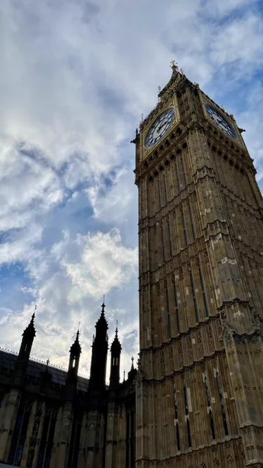 Looking up at Big Ben