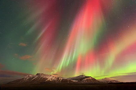 A multicolor display of the ‘Northern Lights’ over the artic. 