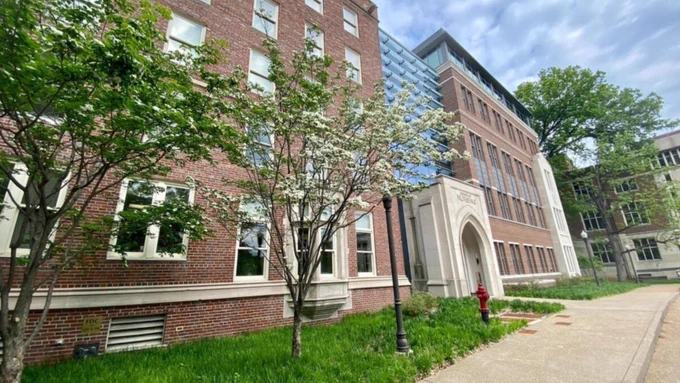 exterior of the Vanderbilt University School of Nursing