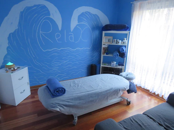 Stressed? Got aches and pains? Or do you just want to relax??? 
Whatever you need book yourself in for a well deserved Massage! $90 for 1Hr. Your Massage awaits you at Anthony Master of Massage! 💆
Call: 0403 126 562

Website: www.anthonymasterofmassage.com.au
Email: anthonymasterofmassage@gmail.com
FOLLOW on TWITTER: https://twitter.com/A_MasterMassage
FOLLOW on INSTAGRAM: https://www.instagram.com/a_mastermassage/
LIKE on FACEBOOK: https://www.facebook.com/anthonymasterofmassage1

#Massage #MassageTherapy #MassageTherapist #Remedial #Relaxation #YourBody #Stress #AchesAndPains #Relax #FeelBetter #FeelGood #GetAMassage #Benefits #Modalities #HealthJourney #Health #Journey #NewYou #NeedAMassage #HealthIsWealth #TakeCare #Monday #Tuesday #Wednesday #Thursday #Friday #Appointment #BookInNow #BookNow