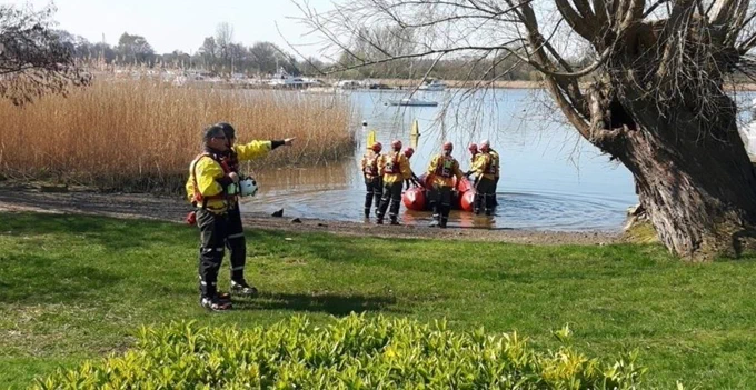 SFRS undertaking a water training exercise.