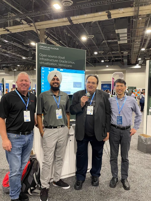 John Priest, Gursewak Sokhi, David Gilpin, and Honglin Su at the #CloudWorld open source infrastructure demo pod