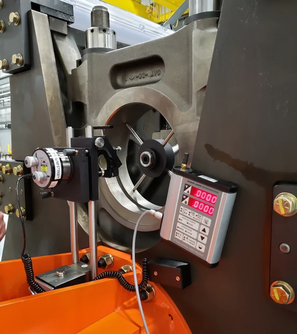 Hamar Laser L-706 Engine Block Bore Laser Alignment in CAT 3600 Engine