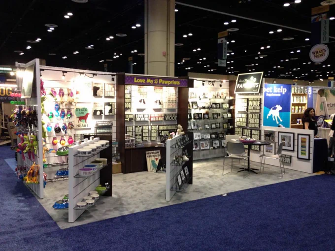 Xylea-Wood Custom Slatwall 10x20 Exhibit Display featuring lightweight white single sided slat panels for PawPrints