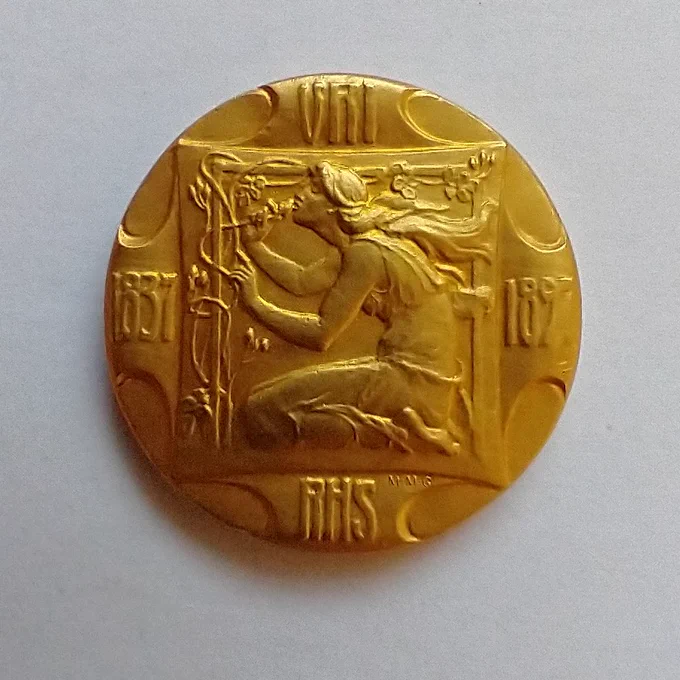 RHS Victoria Medal of Honour Obverse 