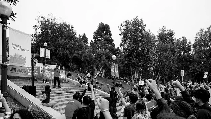 UC students and UAW workers rallying at UCLA