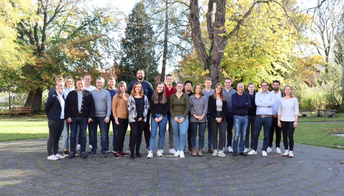 00_Gruppenbild_IMG_1684-scaled