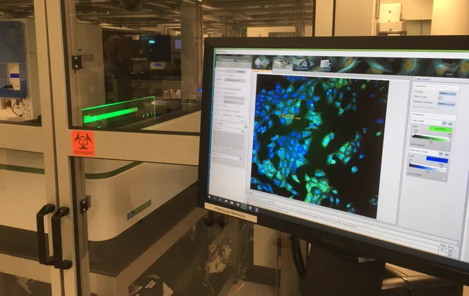 Condensate-focused drug discovery happening at Dewpoint HQ.