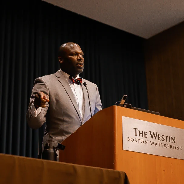 Photo of Hossein Zare giving his presentation.