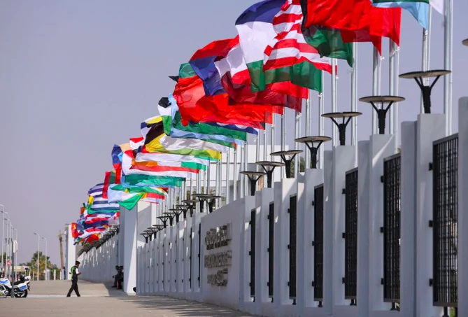 A general view of the entrance to the Sharm El-Sheikh International Convention Centre grounds, during the COP27 climate summit, in Sharm el-Sheikh, Egypt, November 15, 2022. REUTERS/Mohamed Abd El Ghany.