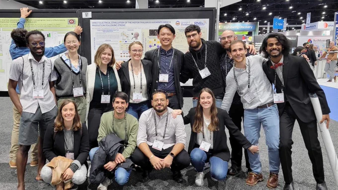 Group photo of researchers from RNEL at SfN