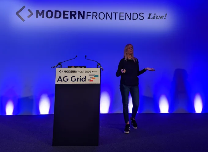Natalia on stage at Modern Frontends Live!