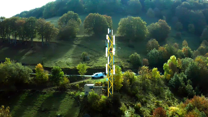 Pylône TOTEM, permettant d'améliorer la couverture mobile en #zonerurale