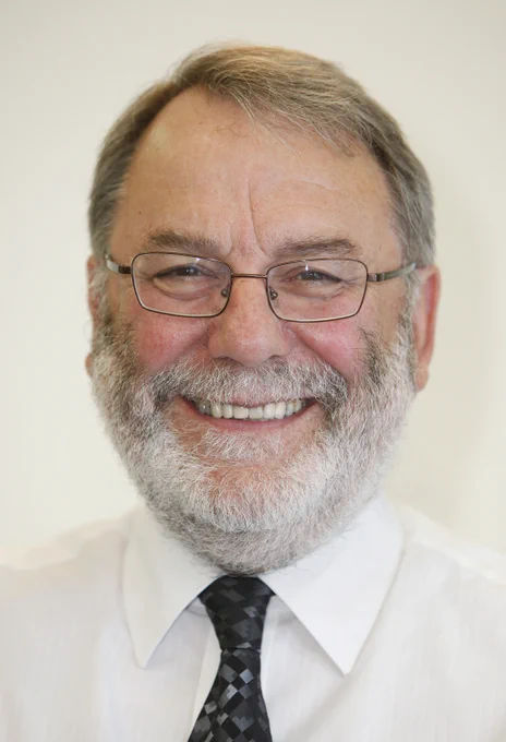 Photo of Sir Peter Knight