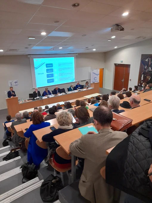 Ouverture de l'atelier de Sotteville-lès-Rouen par Franck ESTEVE, Directeur du CH du Rouvray, Stéphane BORD, Conseiller municipal à la santé - Sotteville-lès-Rouen, Annie VIDAL, Présidente du Conseil Territorial de Santé, Béatrice STEFFAN, Secrétaire générale de la Préfecture de la Seine-Maritime et Philippe ROMAC, Directeur départemental de l’ARS Normandie 