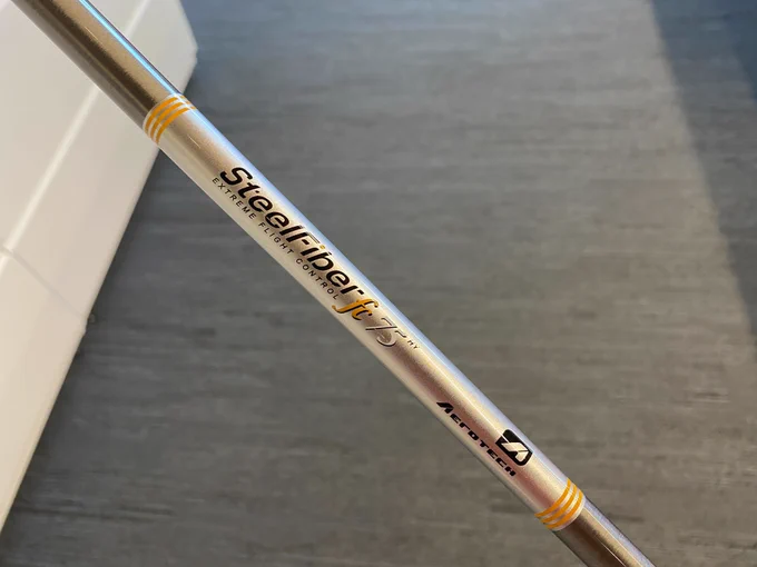 Callaway Epic SuperHybrid. 2 hybrid 16* of loft and a Areotech Steelfiber fc75 Stiff Flex shaft